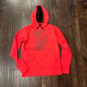 Nike Womens therma fit hoodie size M